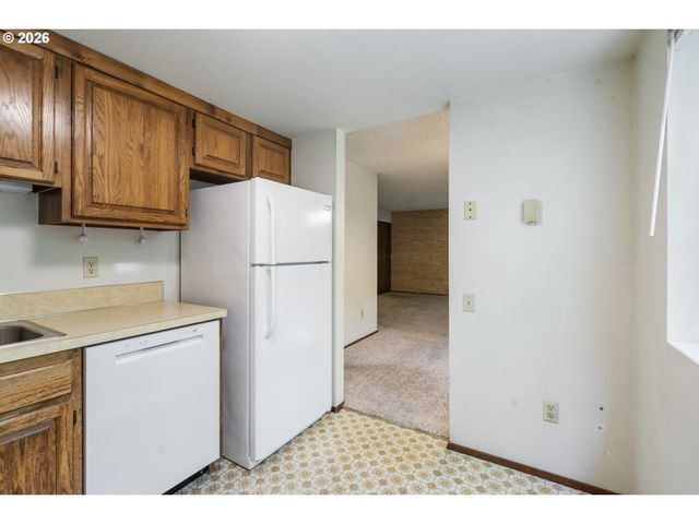 10840 Sw MEADOWBROOK Dr 57, Portland, OR 97224