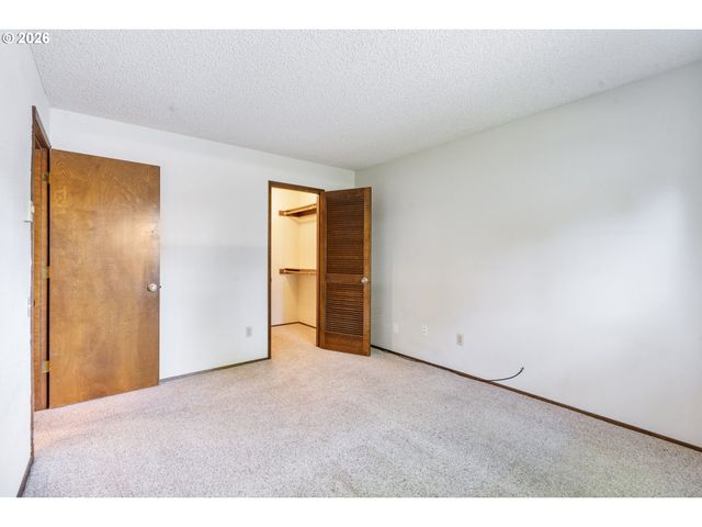 10840 Sw MEADOWBROOK Dr 57, Portland, OR 97224