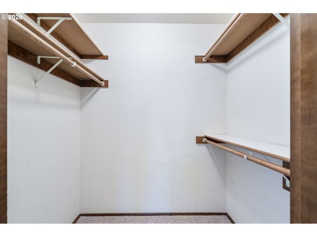 10840 Sw MEADOWBROOK Dr 57, Portland, OR 97224