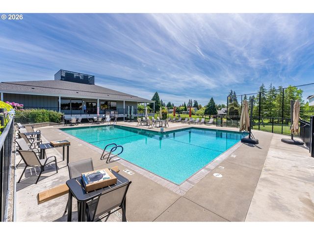 10840 Sw MEADOWBROOK Dr 57, Portland, OR 97224