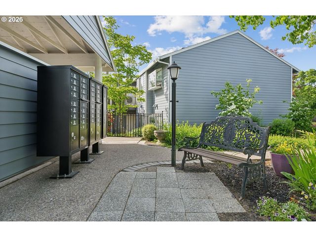 10840 Sw MEADOWBROOK Dr 57, Portland, OR 97224