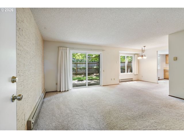 10840 Sw MEADOWBROOK Dr 57, Portland, OR 97224