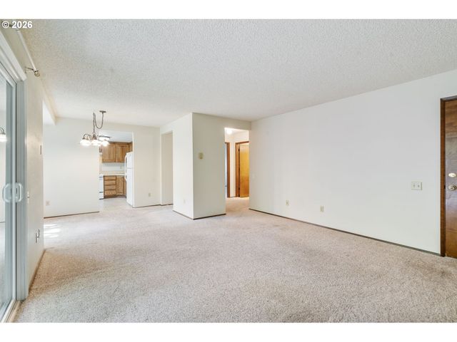 10840 Sw MEADOWBROOK Dr 57, Portland, OR 97224