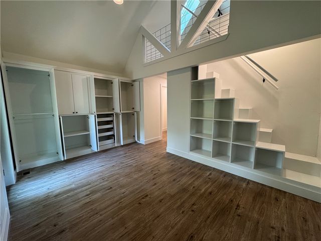 1111 South Ray Avenue A, Fayetteville, AR 72701