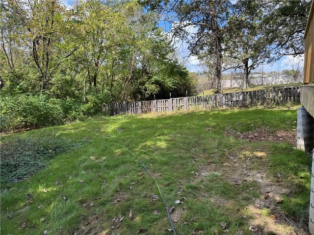 1111 South Ray Avenue A, Fayetteville, AR 72701