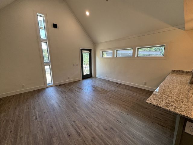 1111 South Ray Avenue A, Fayetteville, AR 72701