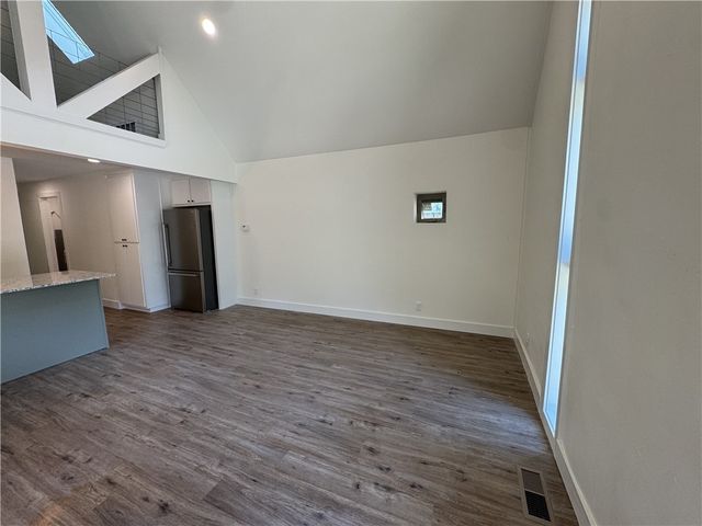 1111 South Ray Avenue A, Fayetteville, AR 72701