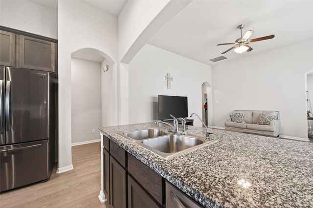 6027 Prince Place Drive, Rosenberg, TX 77471
