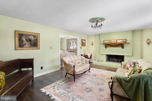 2031 SYLVAN PARK RD, Burlington, NJ 08016