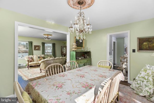 2031 SYLVAN PARK RD, Burlington, NJ 08016