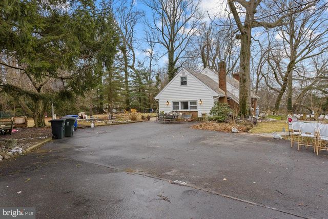 2031 SYLVAN PARK RD, Burlington, NJ 08016