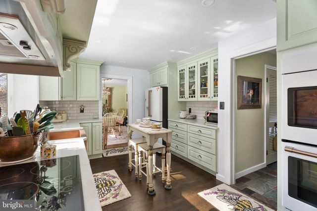 2031 SYLVAN PARK RD, Burlington, NJ 08016