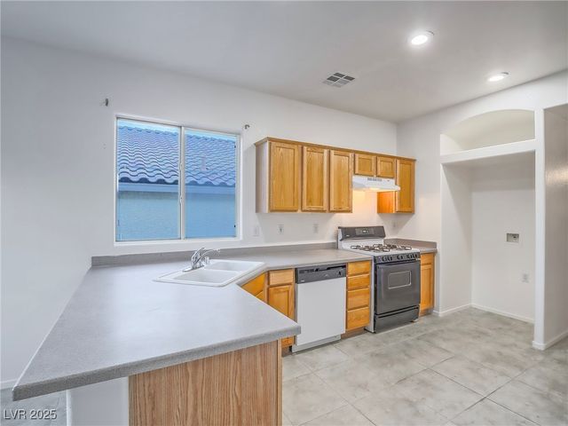 10517 Morning Drop Avenue, Las Vegas, NV 89129