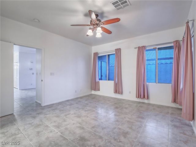 10517 Morning Drop Avenue, Las Vegas, NV 89129