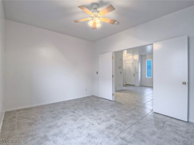 10517 Morning Drop Avenue, Las Vegas, NV 89129