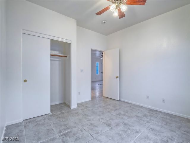 10517 Morning Drop Avenue, Las Vegas, NV 89129