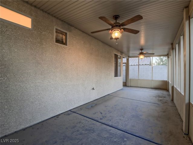 10517 Morning Drop Avenue, Las Vegas, NV 89129