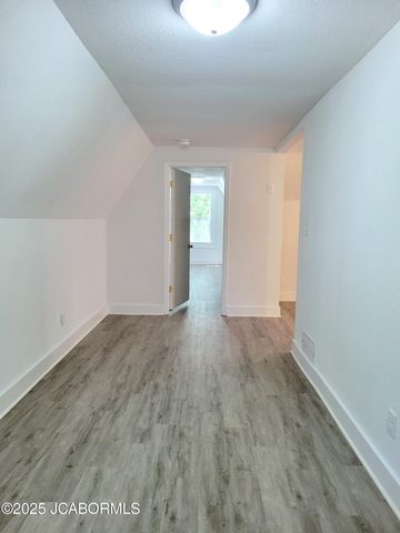 1403 E MCCARTY STREET, Jefferson City, MO 65101