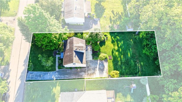 1805 Cedaridge Drive, South Park, PA 15129