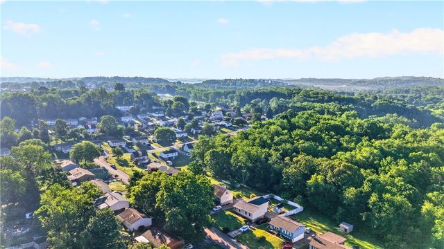 1805 Cedaridge Drive, South Park, PA 15129