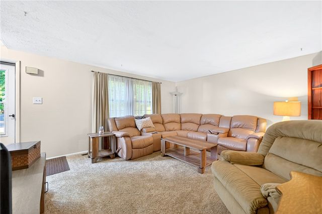 1805 Cedaridge Drive, South Park, PA 15129