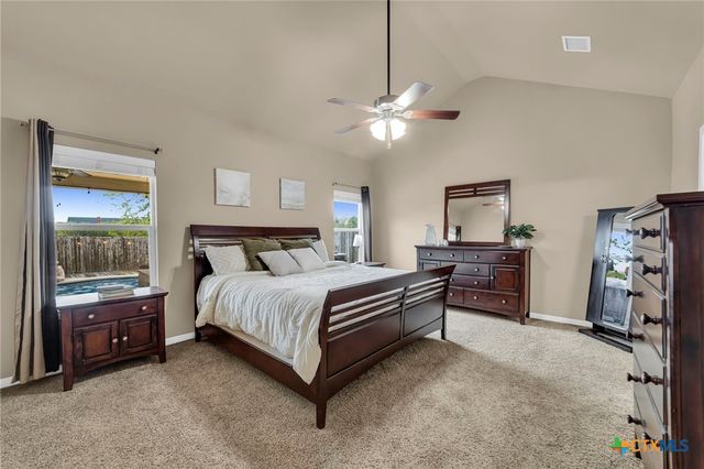 945 Lauren Street, New Braunfels, TX 78130