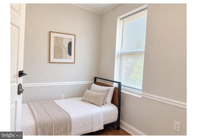 1501 E BALTIMORE ST, Baltimore, MD 21231