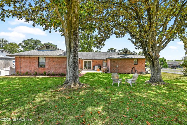 685 TROPICAL Parkway, Orange Park, FL 32073