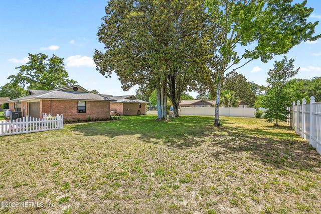 685 TROPICAL Parkway, Orange Park, FL 32073