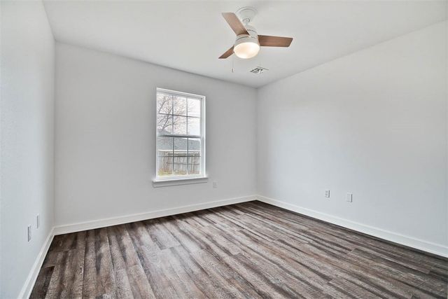 902 SW Hopi Circle, Bentonville, AR 72712