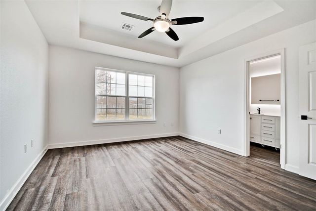 902 SW Hopi Circle, Bentonville, AR 72712