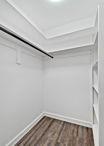 902 SW Hopi Circle, Bentonville, AR 72712