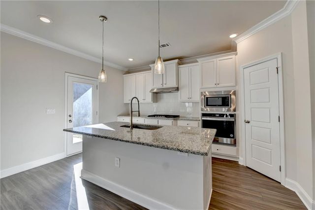 1622 Dover Creek Lane, Lawrenceville, GA 30045