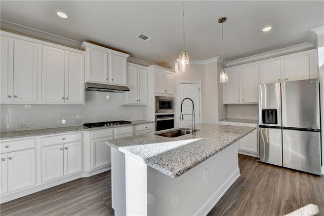 1622 Dover Creek Lane, Lawrenceville, GA 30045