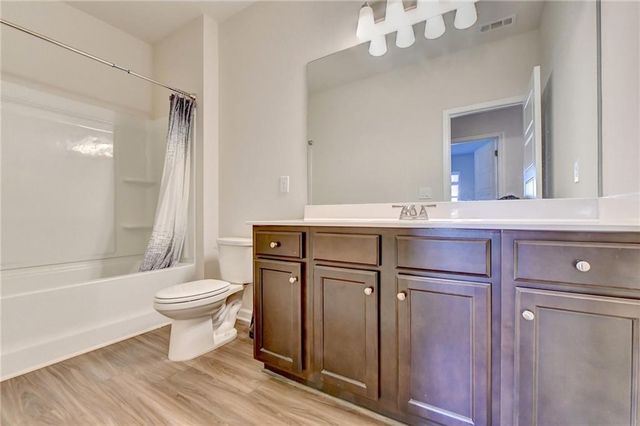 1622 Dover Creek Lane, Lawrenceville, GA 30045
