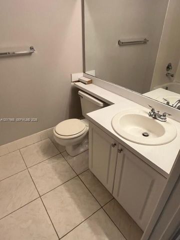 1300 SW 130th Ave 210F, Pembroke Pines, FL 33027