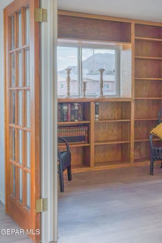 3405 VOLCANIC Avenue, El Paso, TX 79904