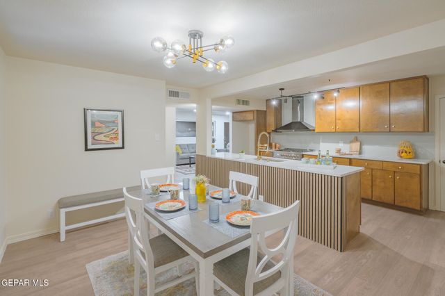 3405 VOLCANIC Avenue, El Paso, TX 79904