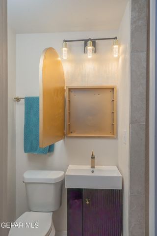 3405 VOLCANIC Avenue, El Paso, TX 79904