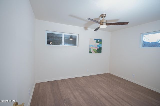 3405 VOLCANIC Avenue, El Paso, TX 79904