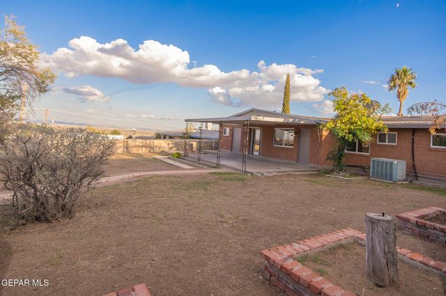 3405 VOLCANIC Avenue, El Paso, TX 79904