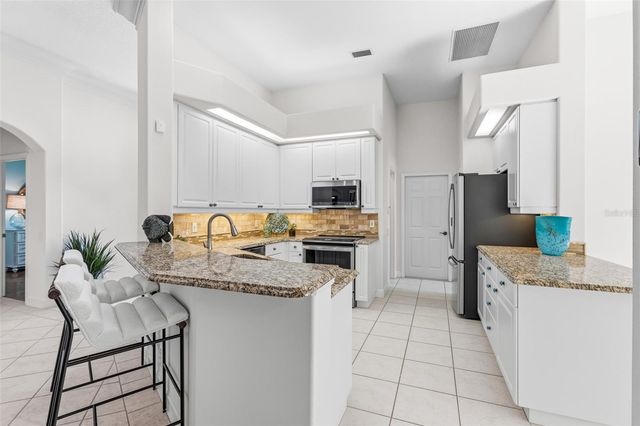 8762 52ND AVENUE E, Bradenton, FL 34211