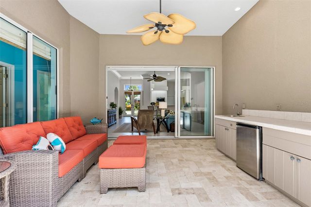 8762 52ND AVENUE E, Bradenton, FL 34211
