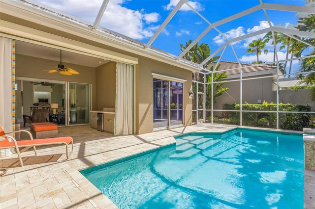 8762 52ND AVENUE E, Bradenton, FL 34211