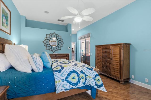 8762 52ND AVENUE E, Bradenton, FL 34211