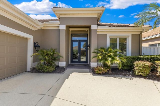 8762 52ND AVENUE E, Bradenton, FL 34211