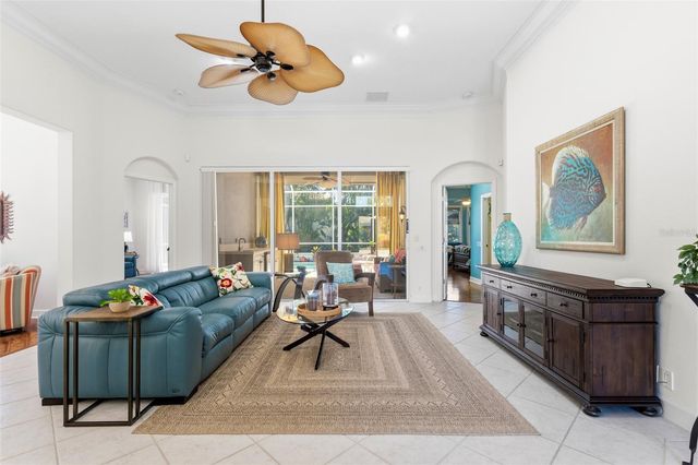 8762 52ND AVENUE E, Bradenton, FL 34211