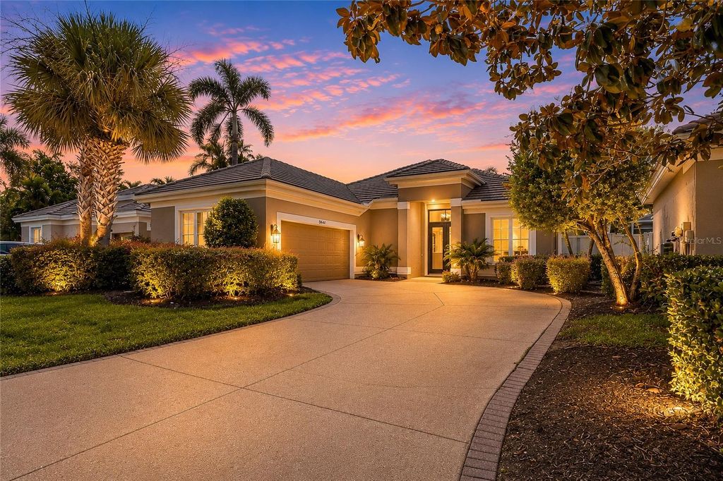 8762 52ND AVENUE E, Bradenton, FL 34211
