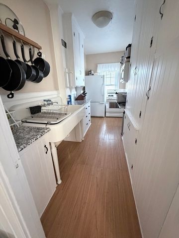 124 Shawmut Ave, New Bedford, MA 02740