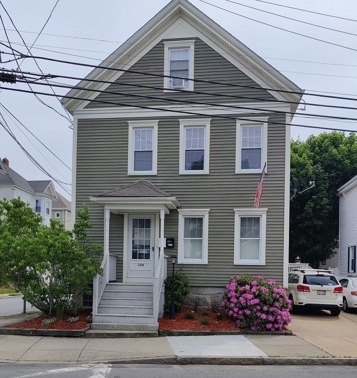 124 Shawmut Ave, New Bedford, MA 02740
